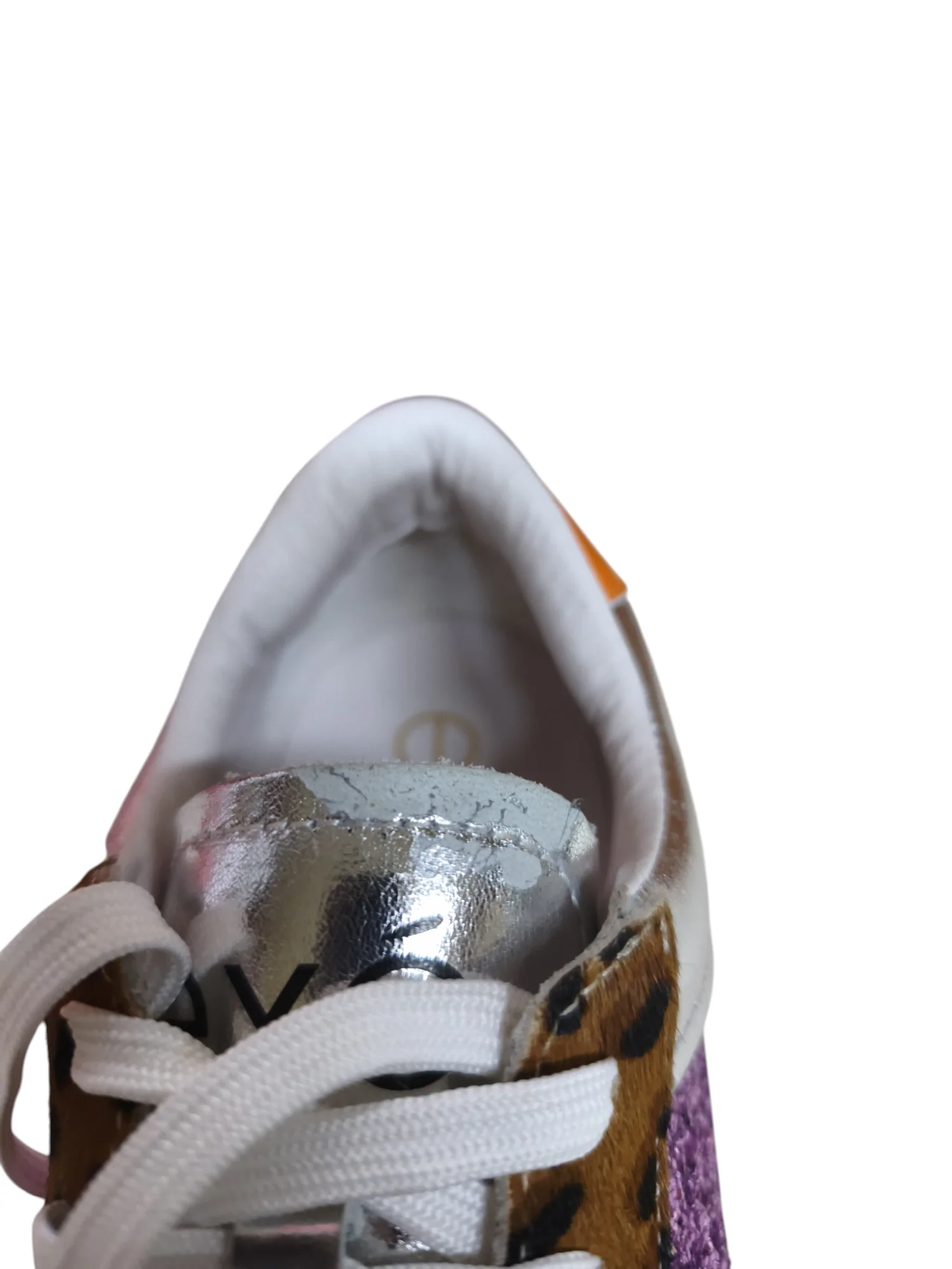 D-705-101 - Image 2
