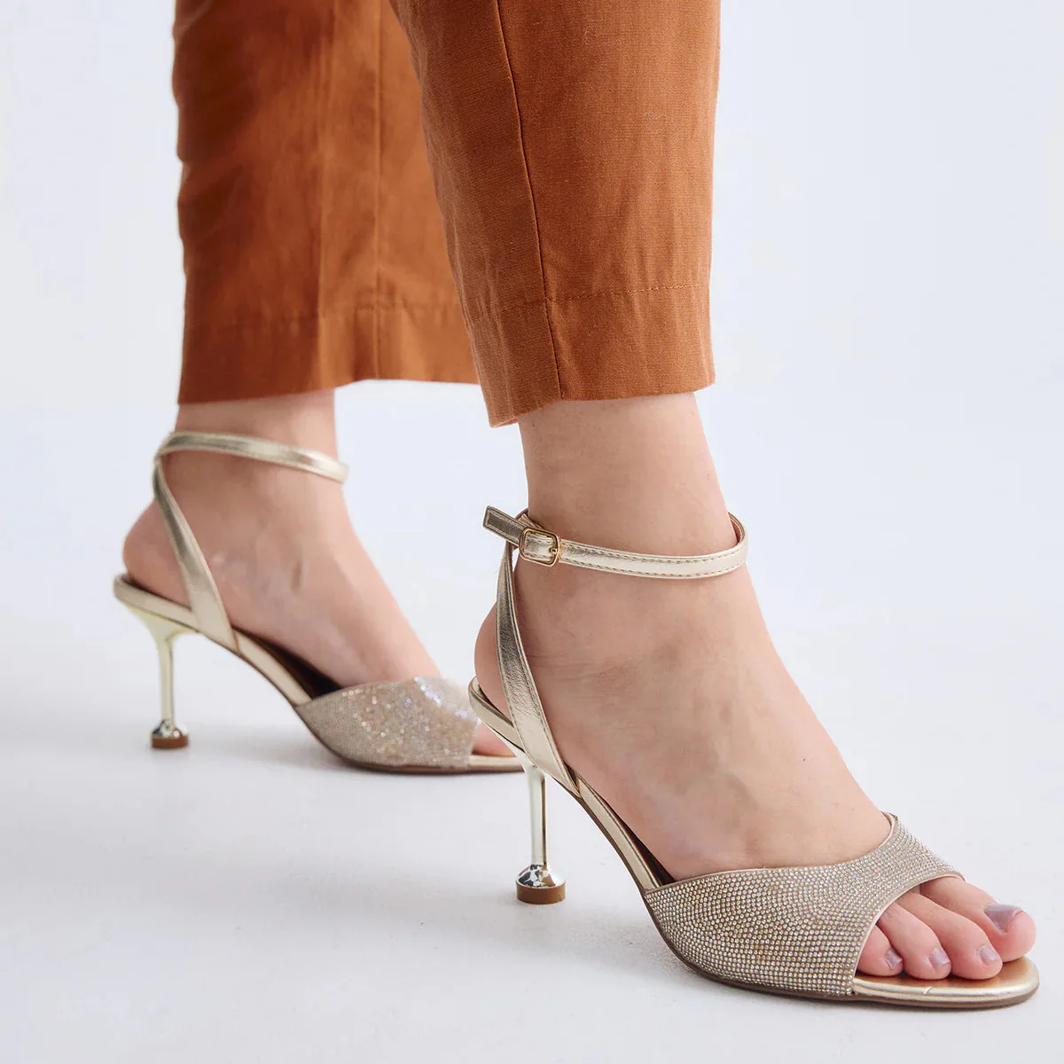 SANDALIAS EXE ELLA-250 GOLD - Image 4